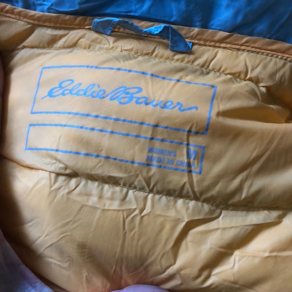 Eddie Bauer women’s down puffer jacket - Picture 4 of 6